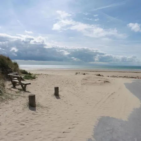 Holiday home Charming On Idyllic Property, Near The Beach, Denneville